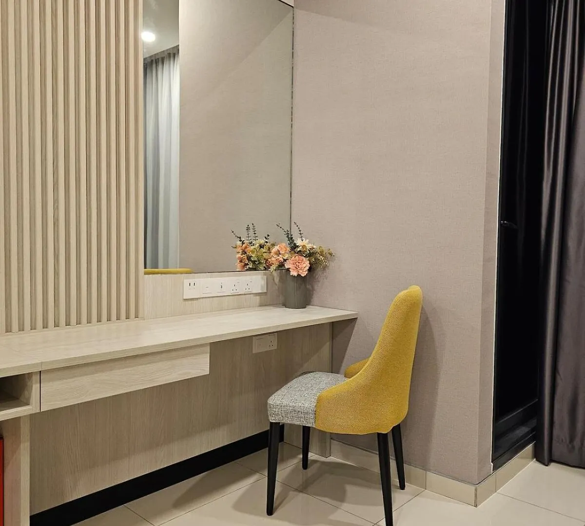 Societe Hartamas, Mont Kiara, Kuala Lumpur Golf Apartment