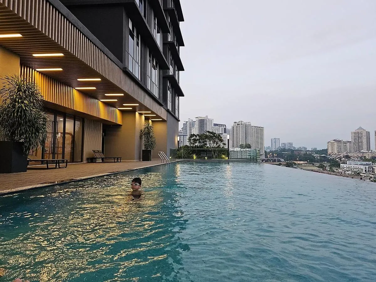 Societe Hartamas, Mont Kiara, Kuala Lumpur Golf Apartment Malaysia